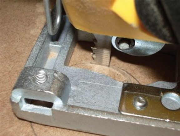 Fixer les lames de scie sauteuse