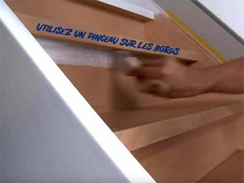 Utilisez un pinceau pour les bords.