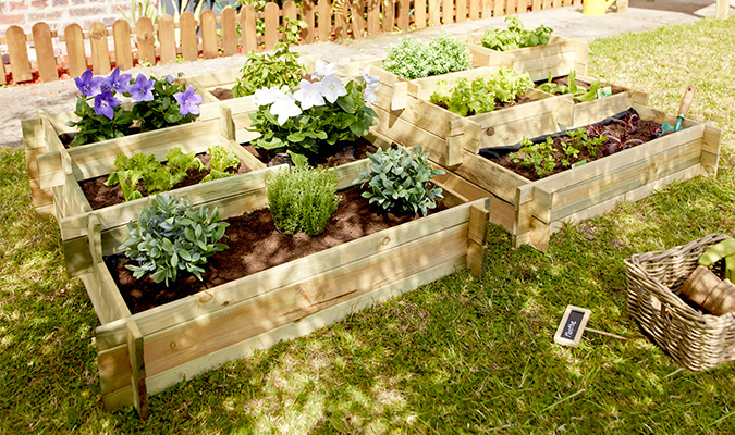 Potager composé de bacs de culture